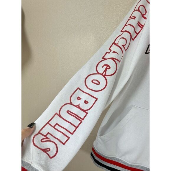 Vintage NBA Chicago Bulls Basketball Hoodie Sweatshirt Kids Small - Picture 3 of 11